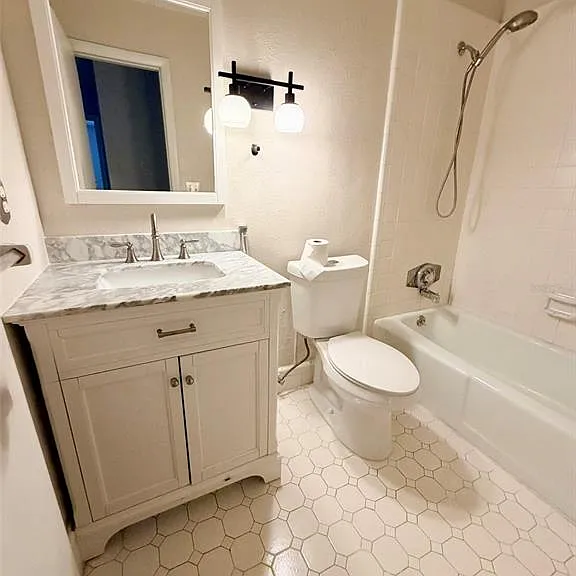 5343 Hansel Ave #F4 — Photo 24