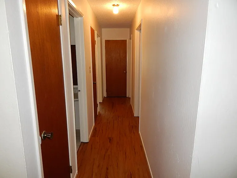 2512 Lafayette Dr — Photo 10