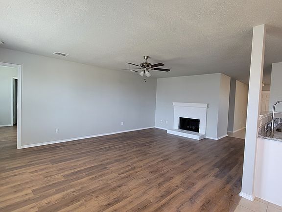 3rd image of 3512 Panorama Ln