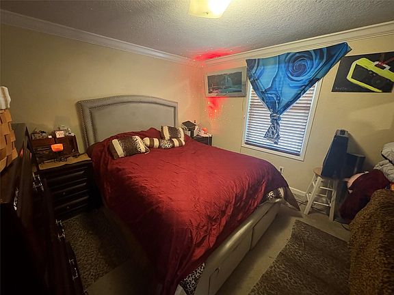 5th image of 7112 Southgate Boulevard #7112