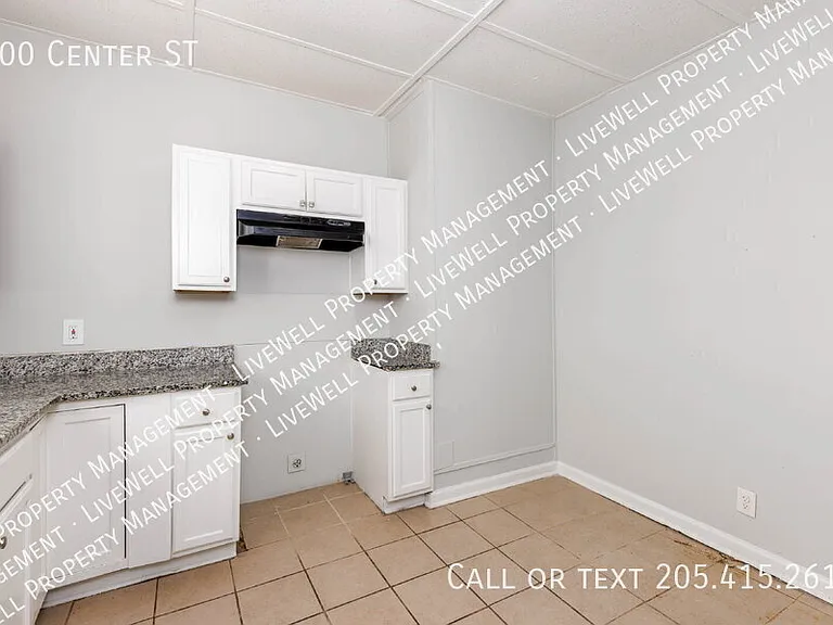 200 Center St — Photo 12