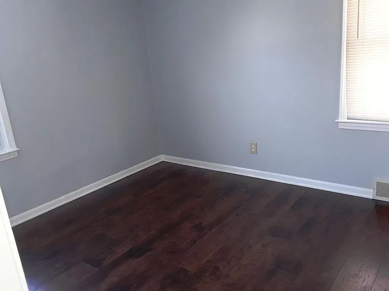 13697 Knox Ave — Photo 10