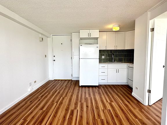 4th image of 2888 Ala Ilima St APT 1005