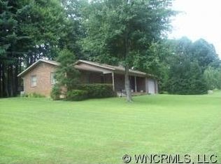 61 Westside Dr, Etowah, NC 28729