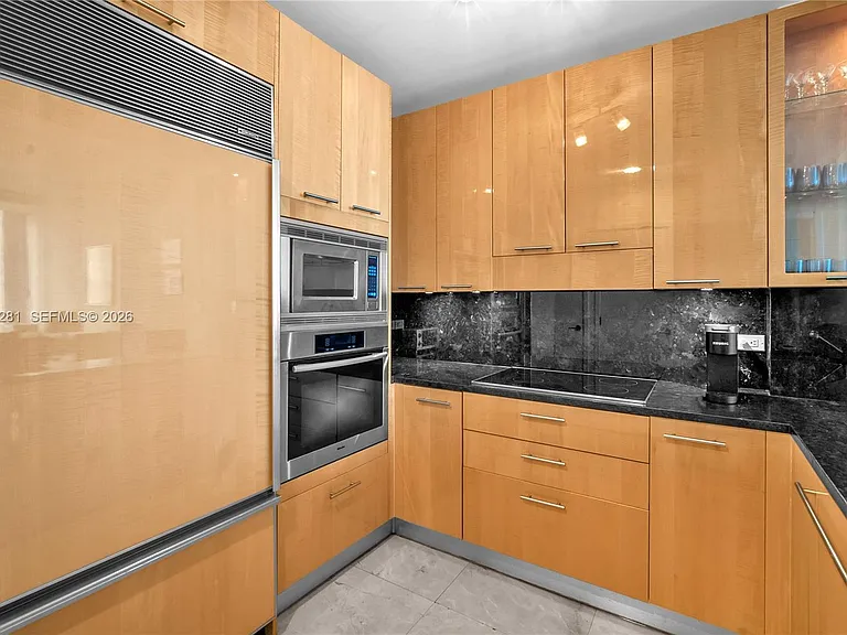 6799 Collins Ave #309 — Photo 9