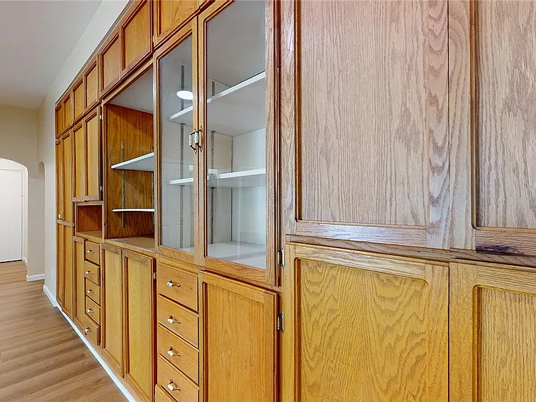135 N Naomi St — Photo 22