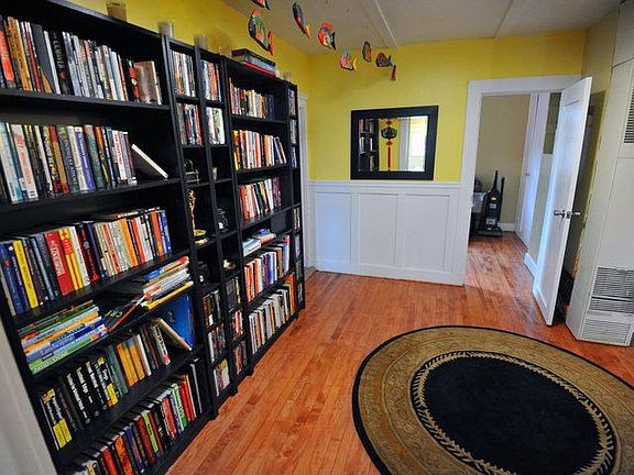 Wainscotting library