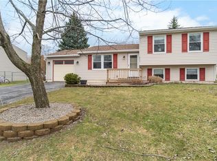 4953 Stillwood Ln, Liverpool, NY 13088