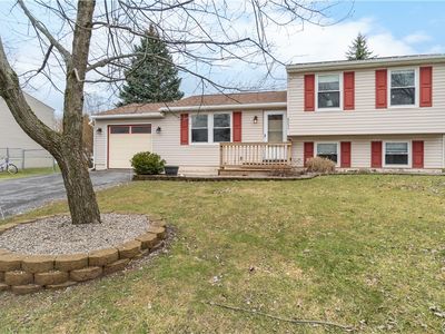 4953 Stillwood Ln, Liverpool, NY, 13088