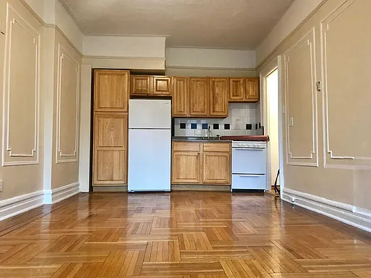 Rented by Lang Realty LLC | media 3