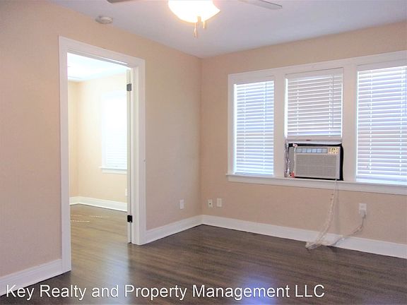 2nd image of 1718 N Indiana Ave APT 2