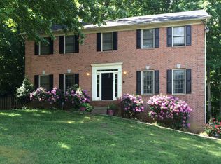 7864 Camberley Dr, Powell, TN 37849