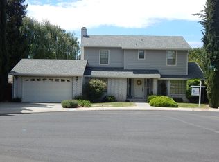 1129 Pebble Ln, Modesto, CA 95355