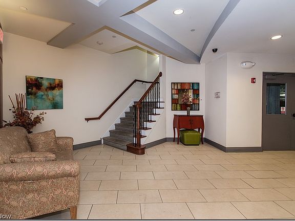 3rd image of 16800 Van Aken Blvd APT 210