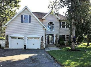 1068 Sheila Dr, Toms River, NJ 08753