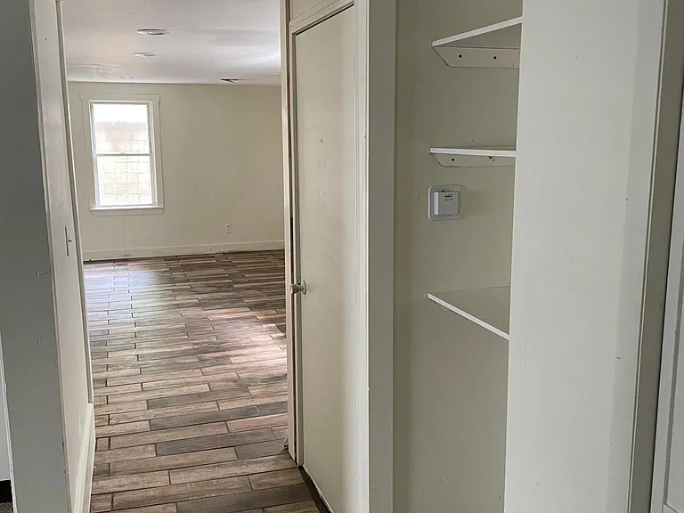 1031 Brown Ave #1 — Photo 3