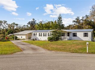570 Brittany Ln, Labelle, FL 33935
