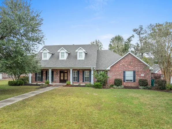 1056 Kincade Ct, Lake Charles, LA 70611