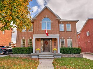 134 Westchester Rd, Oakville, ON L6H 6H9