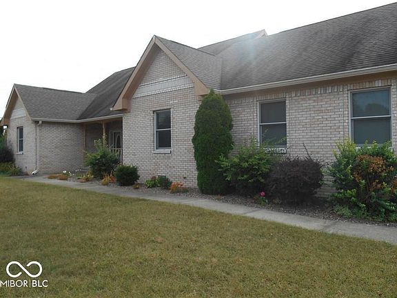 3rd image of 7405 Rooses Dr