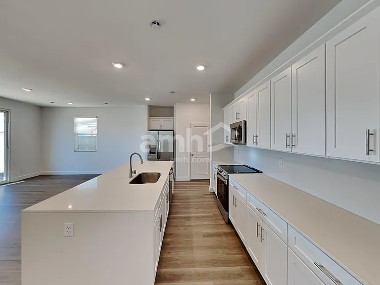 10433 Bar Harbor St — Photo 4