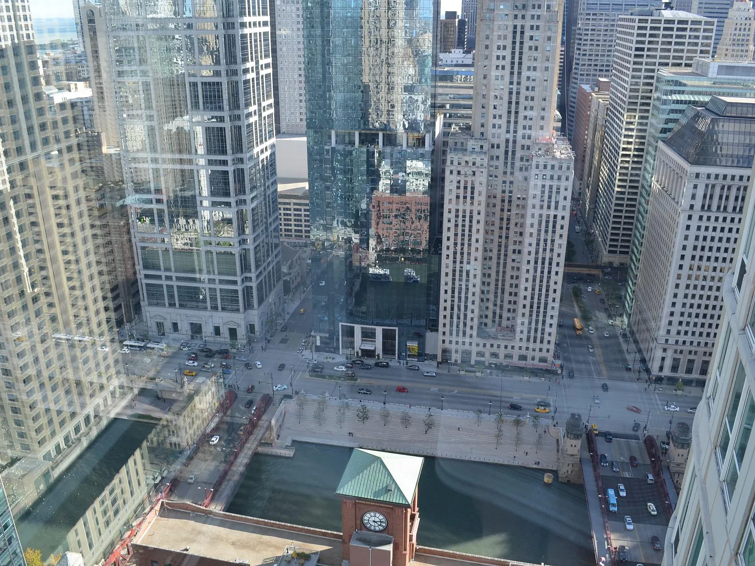 2 bed, 1320 sqft, $4,300 — Photo 3