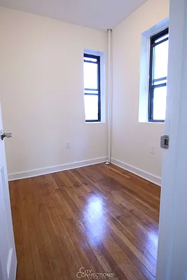 Rented by City Connections Realty | media 10