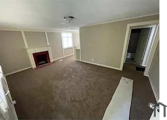3 bed, 1024 sqft, $1,210 — Photo 2