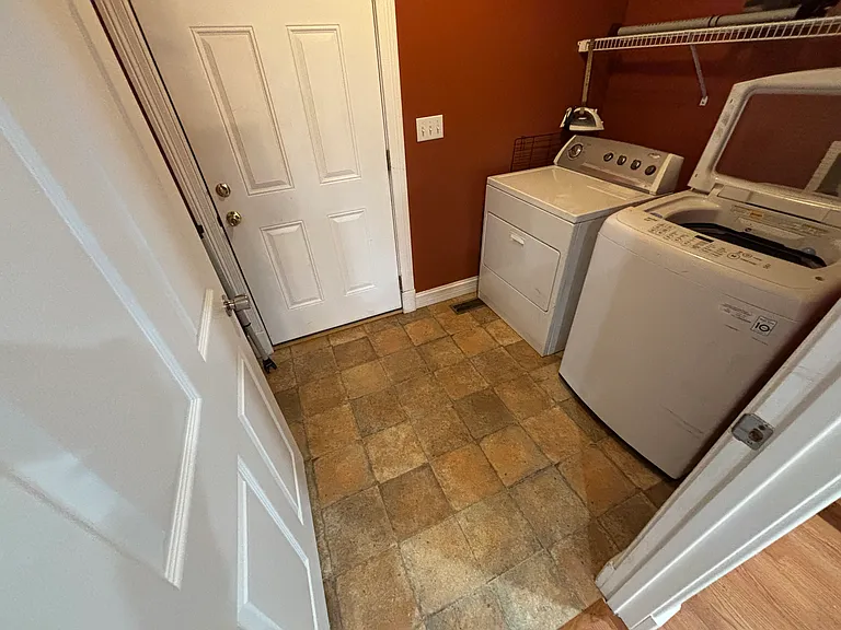 1549 Blaze Valley Rd — Photo 14