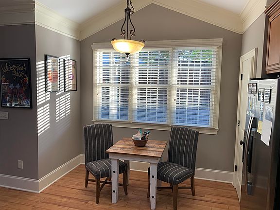 5th image of 403 Miller Dr #403