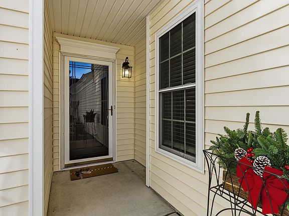 3rd image of 2649 Vega Ct