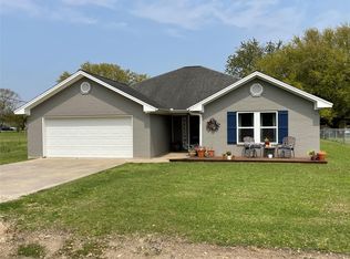 623 Catherine St, Winnie, TX 77665
