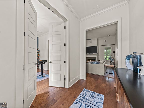 5th image of 3223 Maddison Ave