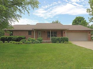 1367 Boxwood Dr, Jackson, MO 63755