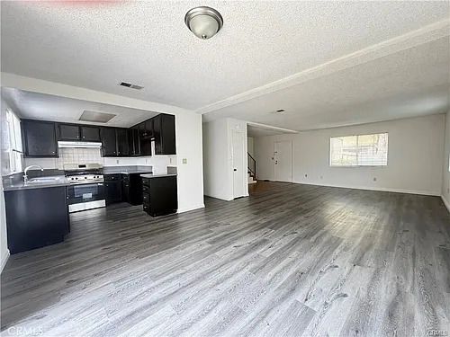 411 S Orange Ave Photo 1