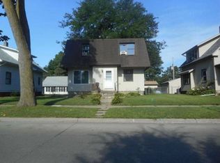 1808 J St SW, Cedar Rapids, IA 52404