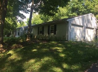 1871 N Shutt Hill Rd, Huntington, IN 46750