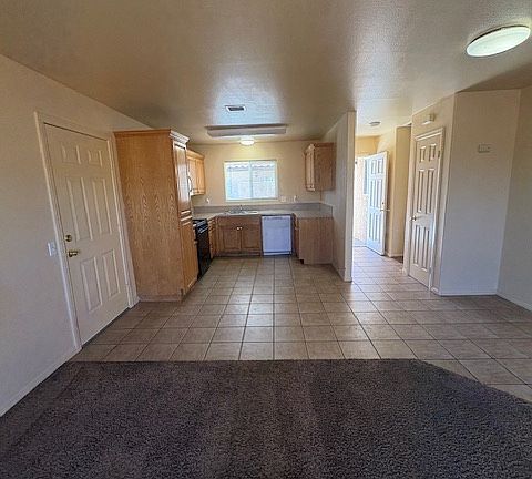 5th image of 7140 Olympic Rd #B