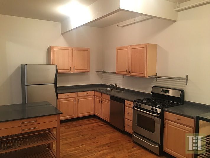 2nd image of 286 8th Ave