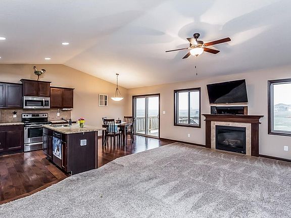 2nd image of 336 Aspen Dr NW