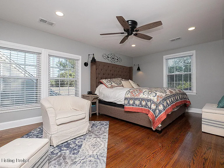 211 S Sherrin Ave — Photo 29