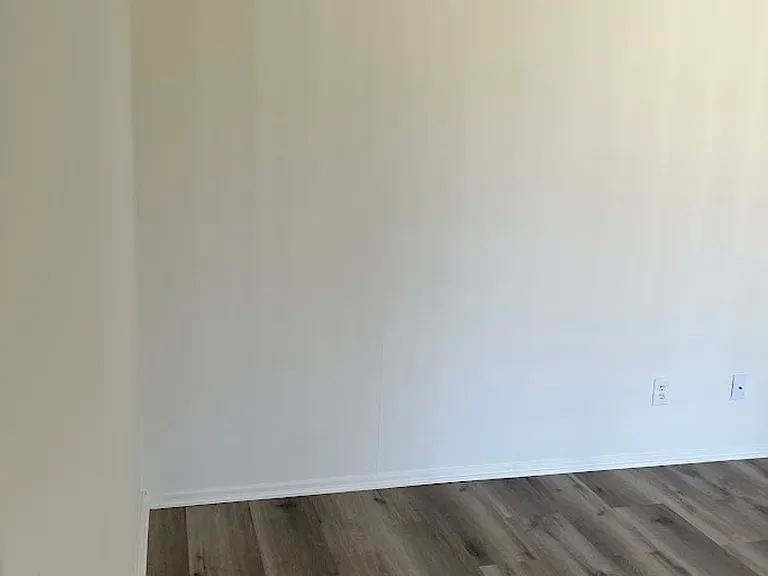 111 S Acacia Ave — Photo 15