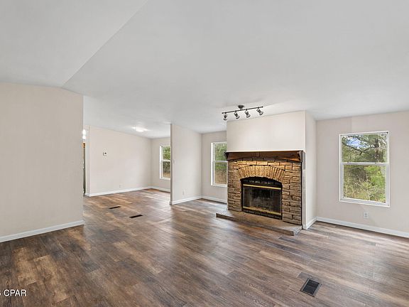 3rd image of 2075 Ferguson Rd