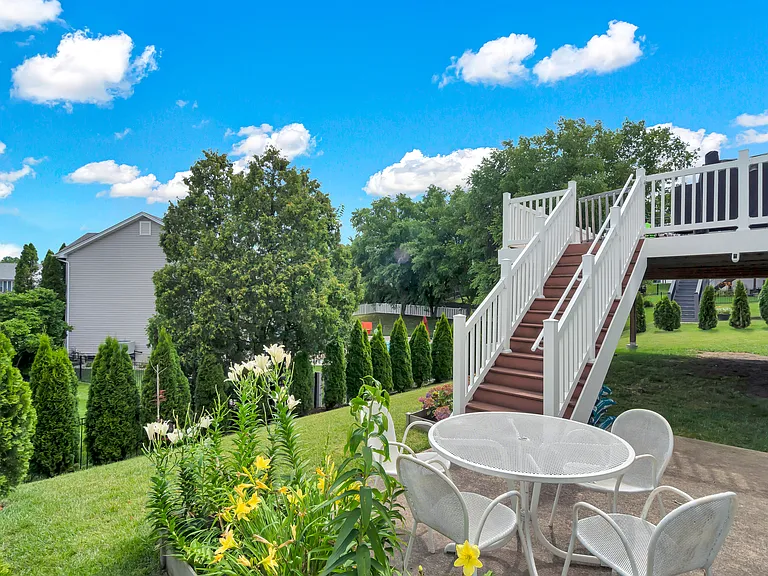 908 Burn Oak Dr — Photo 5