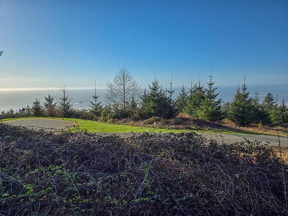 5th image of 105 Ridge Rd #105