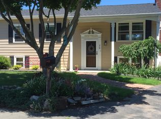 28 Delwood Ave, Clinton, CT 06413