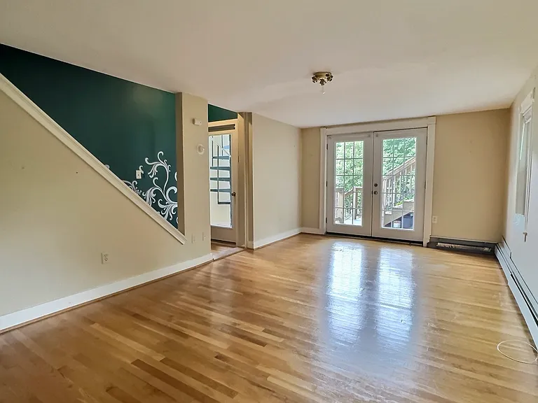 2338 Washington St #3 — Photo 3