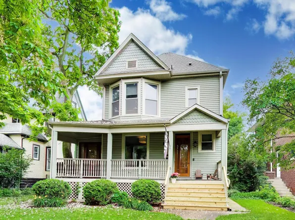 541 N Lombard Ave, Oak Park, IL 60302