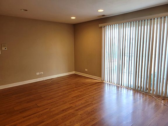 5th image of 12741 S La Crosse Ave APT 3D