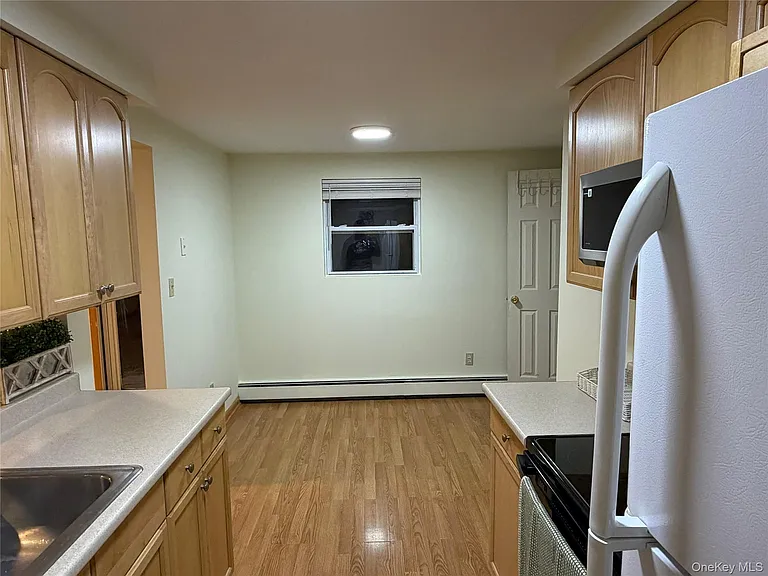 182 Crystal Brook Hollow Rd — Photo 6